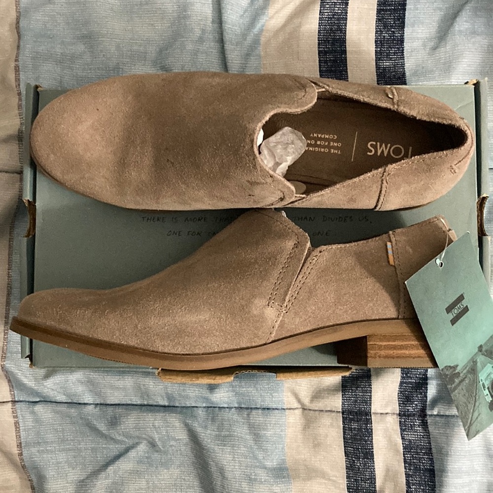 Brand new Toms slippers, taupe / gray suede